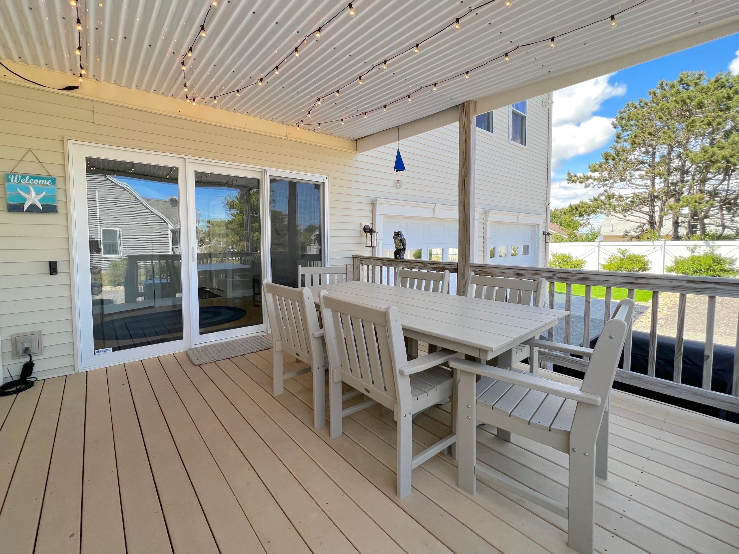 Lower Deck