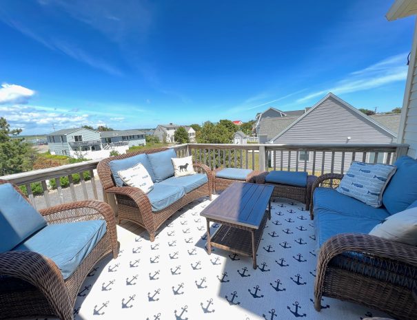 Upper Deck of Driftaway vacation beach home rental by owner in Scarborough, Maine