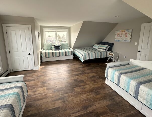Kids Many Beds at Driftaway vacation home beach rental by owner in Scarborough, Maine